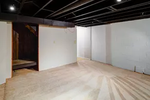 1689 St Albans Ct, Columbus, OH 43220 - Photo 27