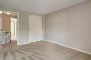 1689 St Albans Ct, Columbus, OH 43220 - Photo 23