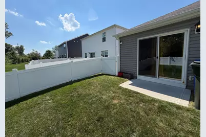 2162 Pentress Drive, Grove City, OH 43123 - Photo 3