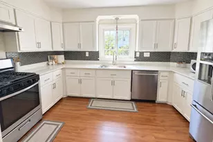 92 N Harding Rd, Columbus, OH 43209 - Photo 15