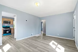 2297 Howey Rd, Columbus, OH 43211 - Photo 9