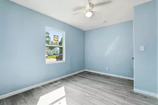 2297 Howey Rd, Columbus, OH 43211 - Photo 19