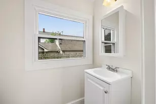 398 E Jenkins Ave, Columbus, OH 43207 - Photo 17