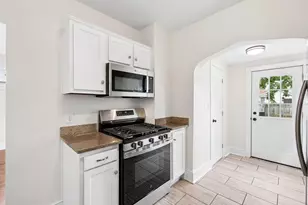 398 E Jenkins Ave, Columbus, OH 43207 - Photo 11
