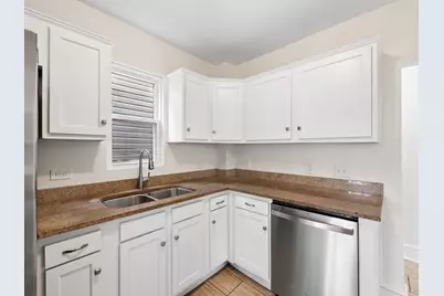 398 E Jenkins Avenue, Columbus, OH 43207 - Photo 13