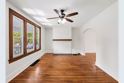 398 E Jenkins Avenue, Columbus, OH 43207 - Photo 3