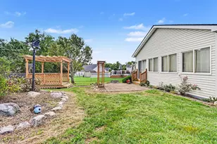 496 Danbury Dr, Lancaster, OH 43130 - Photo 41
