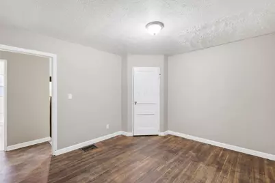 1888 Woodland Avenue, Columbus, OH 43219 - Photo 21