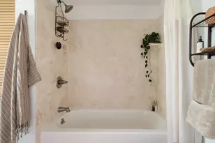 69 E Dodridge St, Columbus, OH 43202 - Photo 21