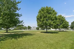 1217 Walker Springs Dr, Blacklick, OH 43004 - Photo 43