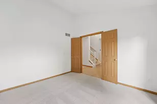 1217 Walker Springs Dr, Blacklick, OH 43004 - Photo 9