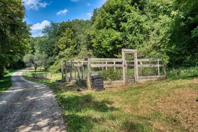 7626 White Chapel Road SE, Newark, OH 43056 - Photo 49