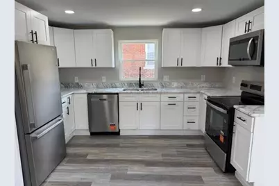 378 E 17th Avenue, Columbus, OH 43201 - Photo 7