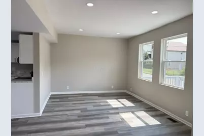378 E 17th Avenue, Columbus, OH 43201 - Photo 5