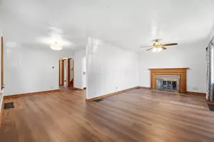 3037 Olive St, Columbus, OH 43204 - Photo 9