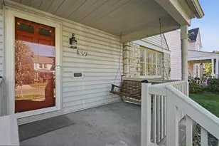3037 Olive St, Columbus, OH 43204 - Photo 3