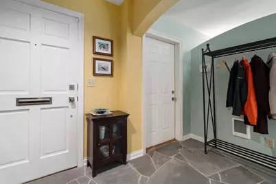 712 Sycamore Place, Columbus, OH 43206 - Photo 9