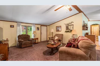 3805 Greengold Drive, Zanesville, OH 43701 - Photo 5