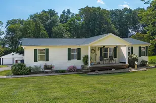 3805 Greengold Dr, Zanesville, OH 43701 - Photo 1