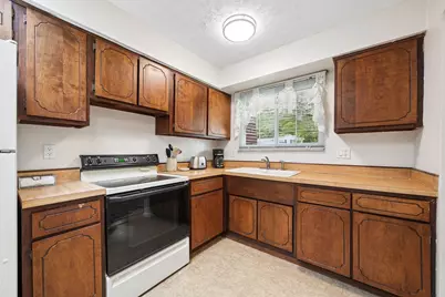 4630 Glenhaven Drive, Columbus, OH 43231 - Photo 5