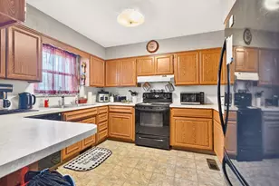 1345 Firwood Dr, Columbus, OH 43229 - Photo 19