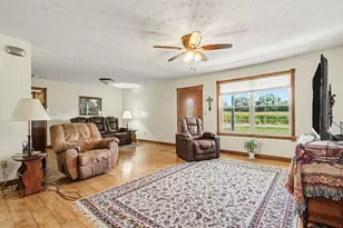180 E Hydell Rd, Chillicothe, OH 45601 - Photo 5