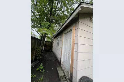 250 E Woodrow Avenue, Columbus, OH 43207 - Photo 13