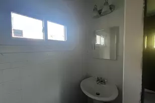 250 E Woodrow Ave, Columbus, OH 43207 - Photo 7
