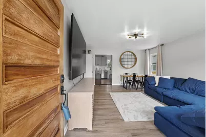 1330 Frebis Avenue, Columbus, OH 43206 - Photo 3