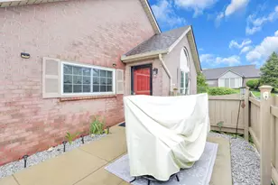 2018 Farmbrook Cir N, Grove City, OH 43123 - Photo 49