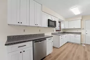 2790 Bramblebush Ct, Columbus, OH 43224 - Photo 7