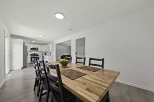 5029 Brinwood Pl, Columbus, OH 43232 - Photo 9