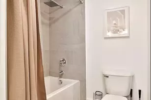 300 Wilson Ave, Columbus, OH 43205 - Photo 23