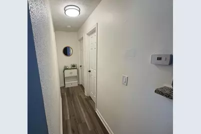 877 Traci Court, Columbus, OH 43207 - Photo 7