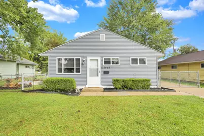 2438 Hanna Drive, Columbus, OH 43211 - Photo 1