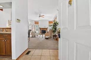 3166 Plainfield Ct, Pickerington, OH 43147 - Photo 5