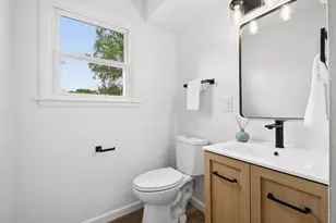 1490 Crestwood Ave, Columbus, OH 43227 - Photo 9