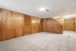 1490 Crestwood Ave, Columbus, OH 43227 - Photo 25