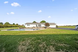 13450 Hoover Rd, Ashville, OH 43103 - Photo 21