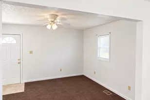 815 Chestershire Rd, Columbus, OH 43204 - Photo 15