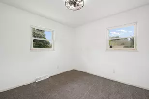 5145 Fullerton Dr, Columbus, OH 43232 - Photo 23