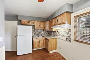 5720 Beechcroft Rd, Columbus, OH 43229 - Photo 9