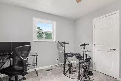 197 Helen Road SW, Pataskala, OH 43062 - Photo 15