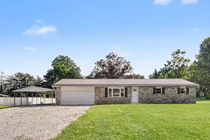 197 Helen Rd SW, Pataskala, OH 43062 - Photo 1