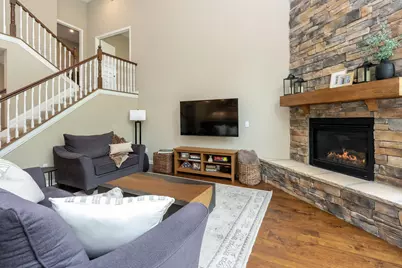 8588 Paddock Trail, Blacklick, OH 43004 - Photo 15