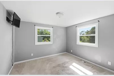 3789 New Carlisle Pike, Springfield, OH 45504 - Photo 15