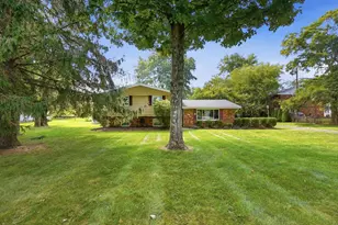 3789 New Carlisle Pike, Springfield, OH 45504 - Photo 3