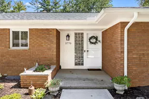 3770 Chevington Rd, Upper Arlington, OH 43220 - Photo 3