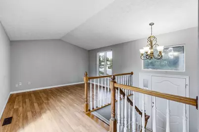 4943 Old Tree Avenue, Columbus, OH 43228 - Photo 7