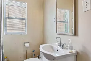 422 Chittenden Ave, Columbus, OH 43201 - Photo 27